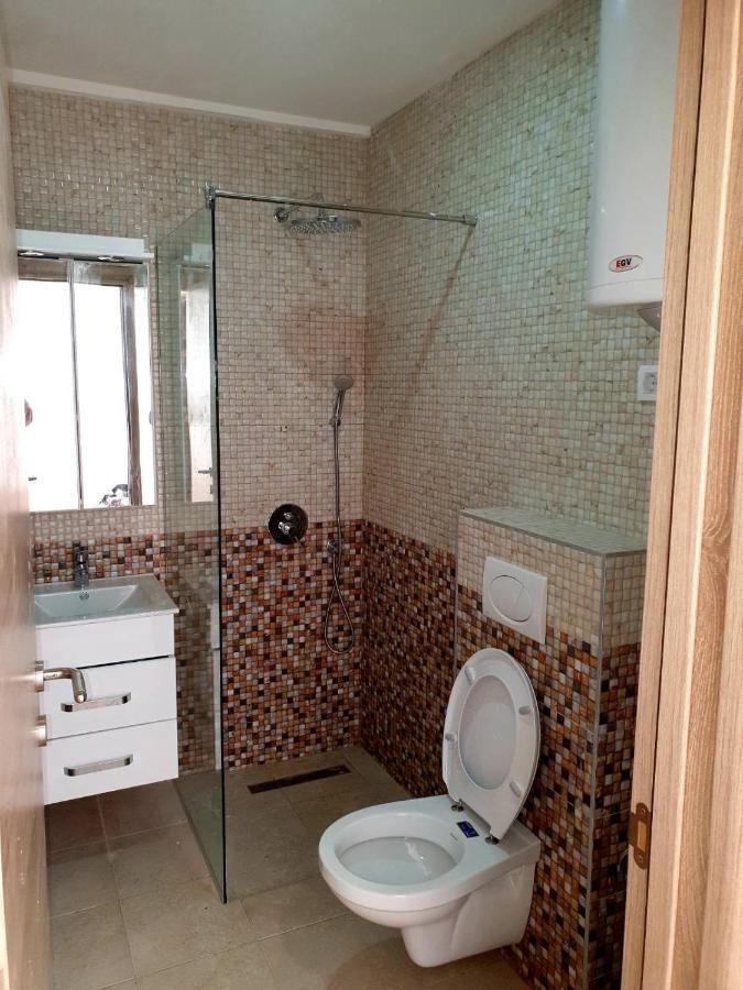 Aleksandar First Sea Line Apartment Bar Dış mekan fotoğraf